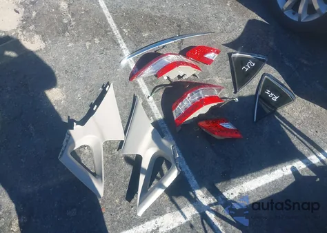 2015 Nissan Sentra Sl z USA, uszkodzony, nr VIN 3N1AB7AP5FY220576